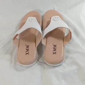 XMM women's size 7.5 (38) white thong sandals